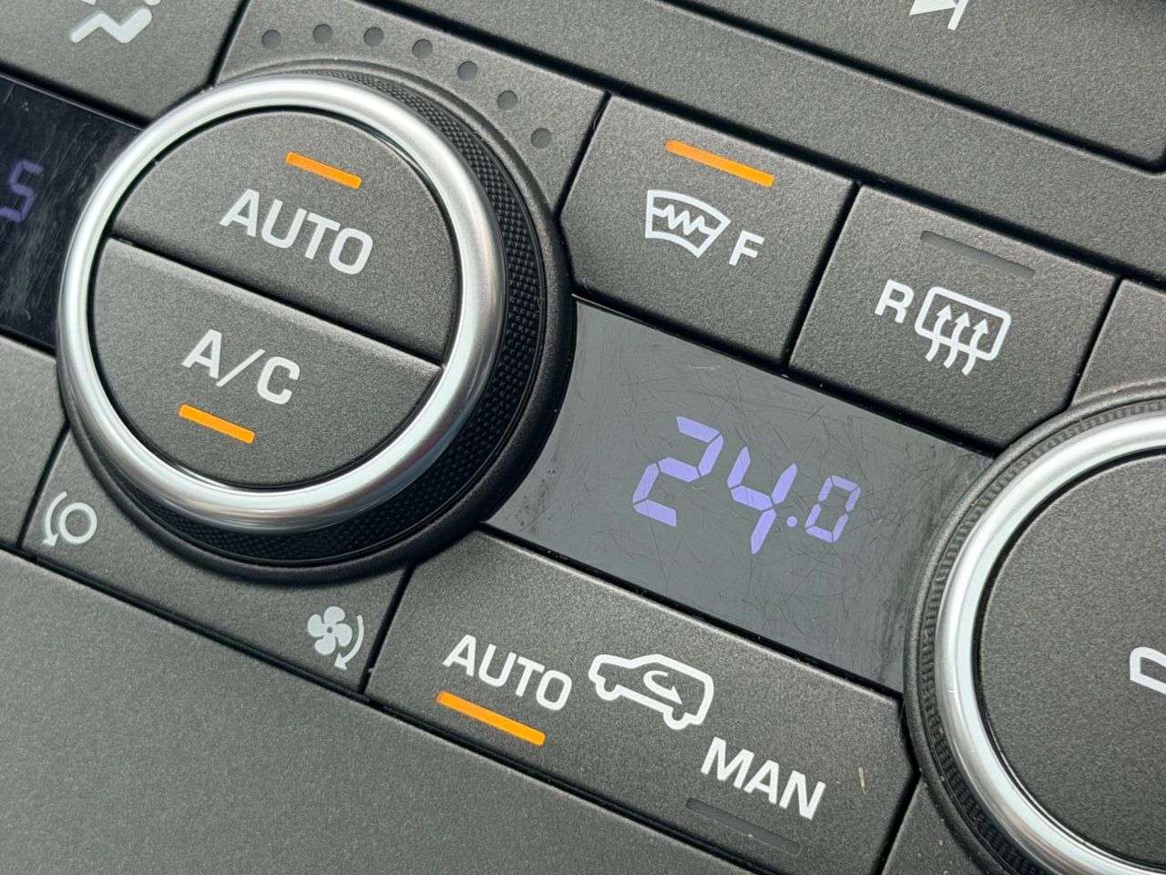 2017 LAND ROVER RANGE ROVER EVOQUE 2017 LAND ROVER RANGE ROVER EVOQUE