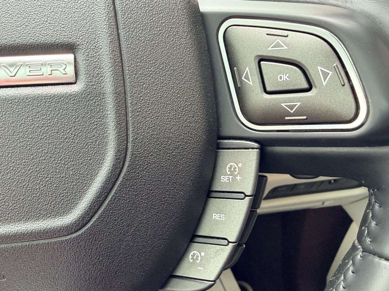 2017 LAND ROVER RANGE ROVER EVOQUE 2017 LAND ROVER RANGE ROVER EVOQUE