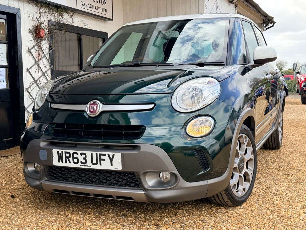 2013 FIAT 500L 2013 FIAT 500L