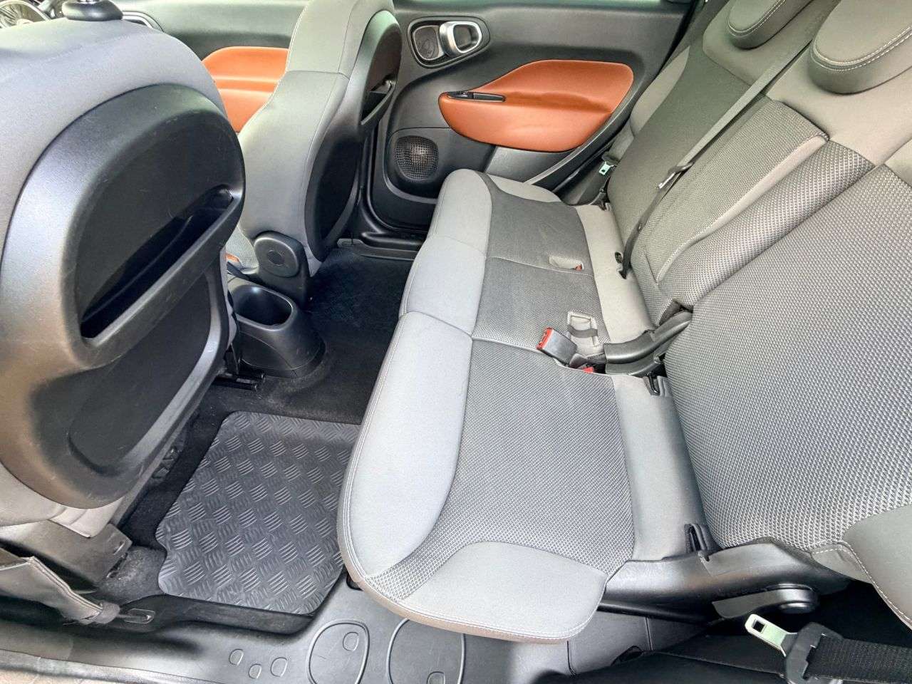 2013 FIAT 500L 2013 FIAT 500L