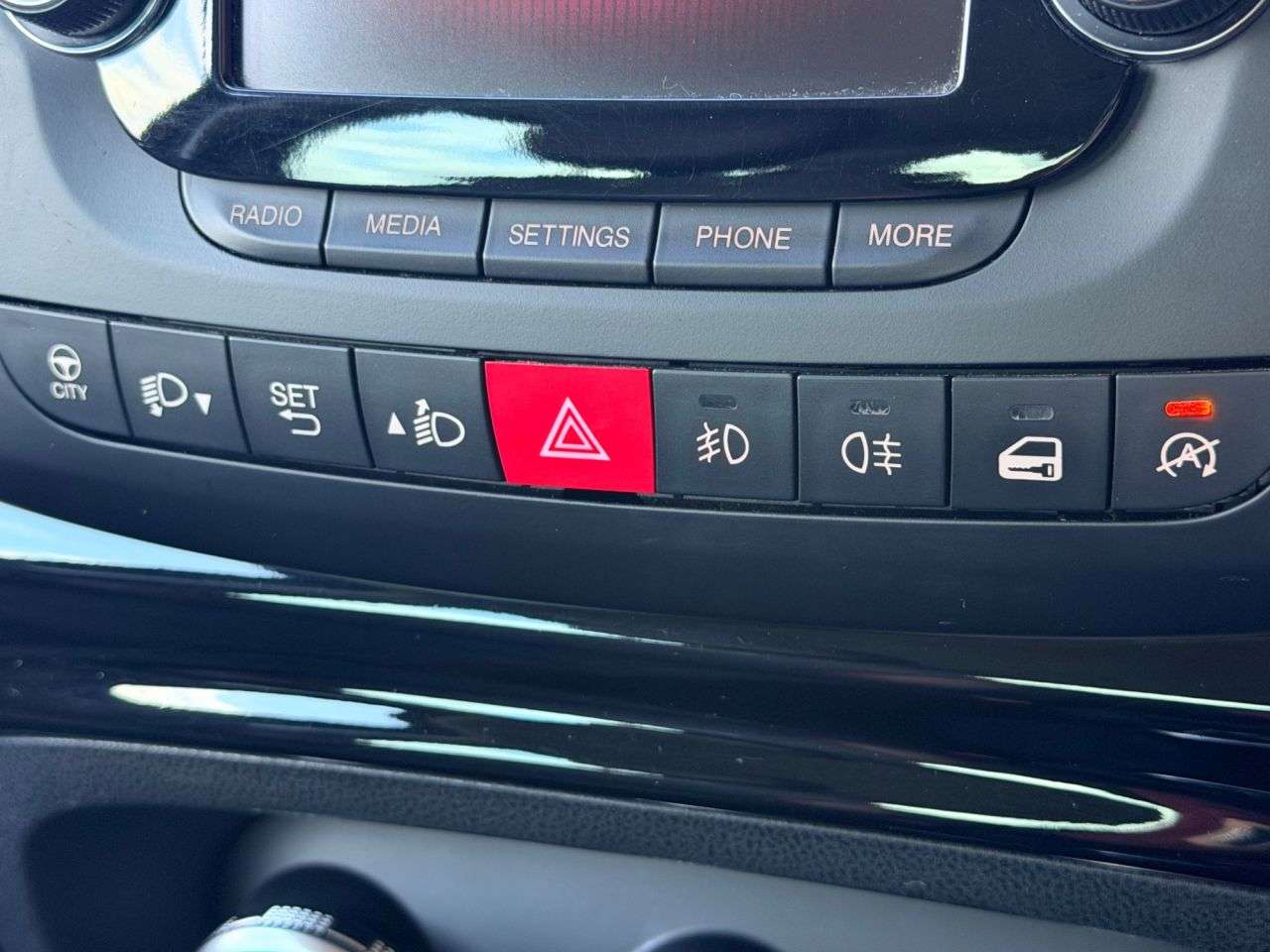 2013 FIAT 500L 2013 FIAT 500L