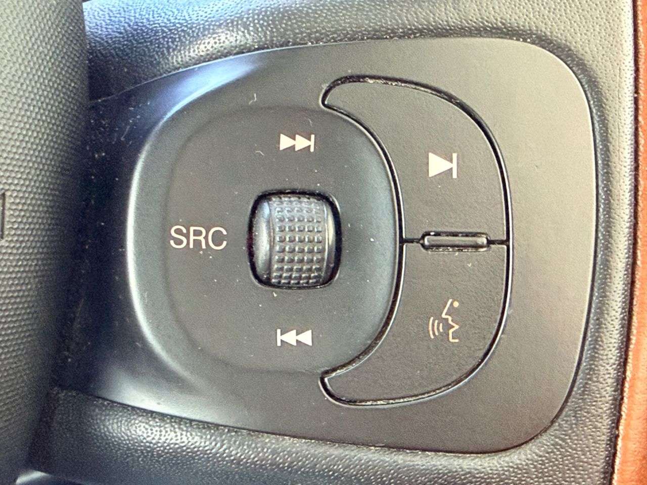 2013 FIAT 500L 2013 FIAT 500L