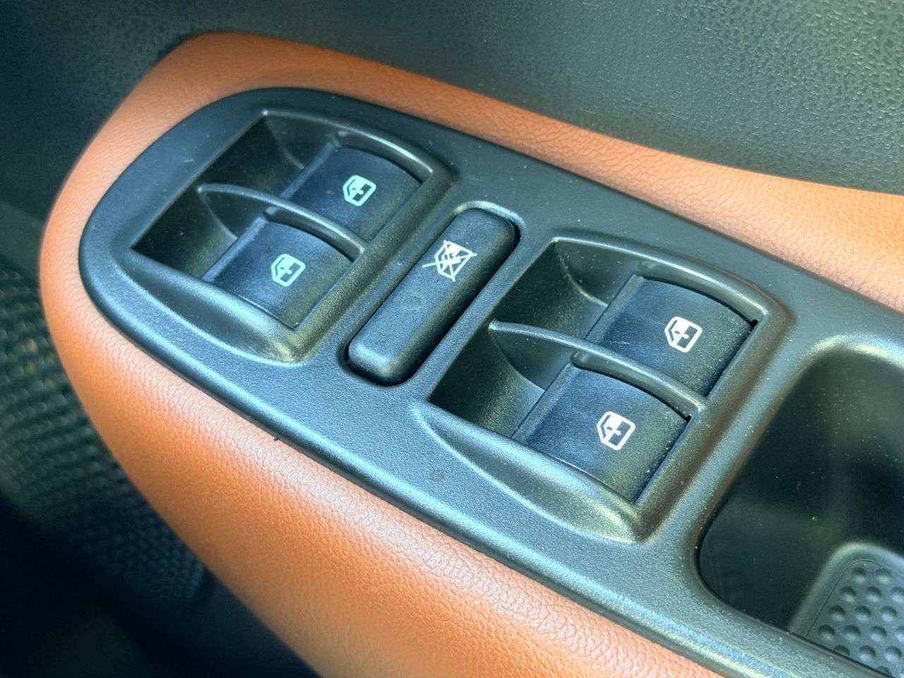 2013 FIAT 500L 2013 FIAT 500L