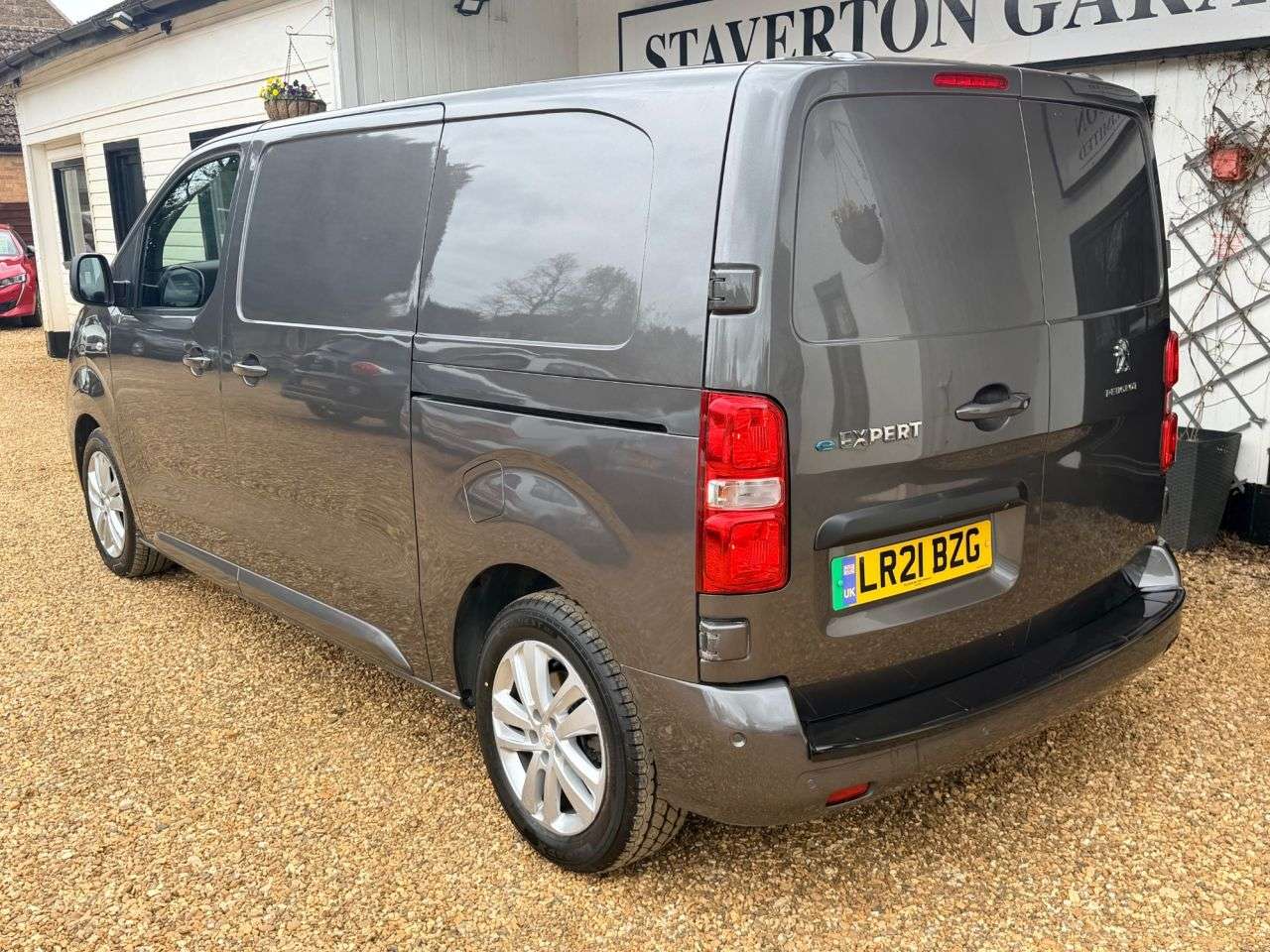 2021 PEUGEOT E-EXPERT 2021 PEUGEOT E-EXPERT