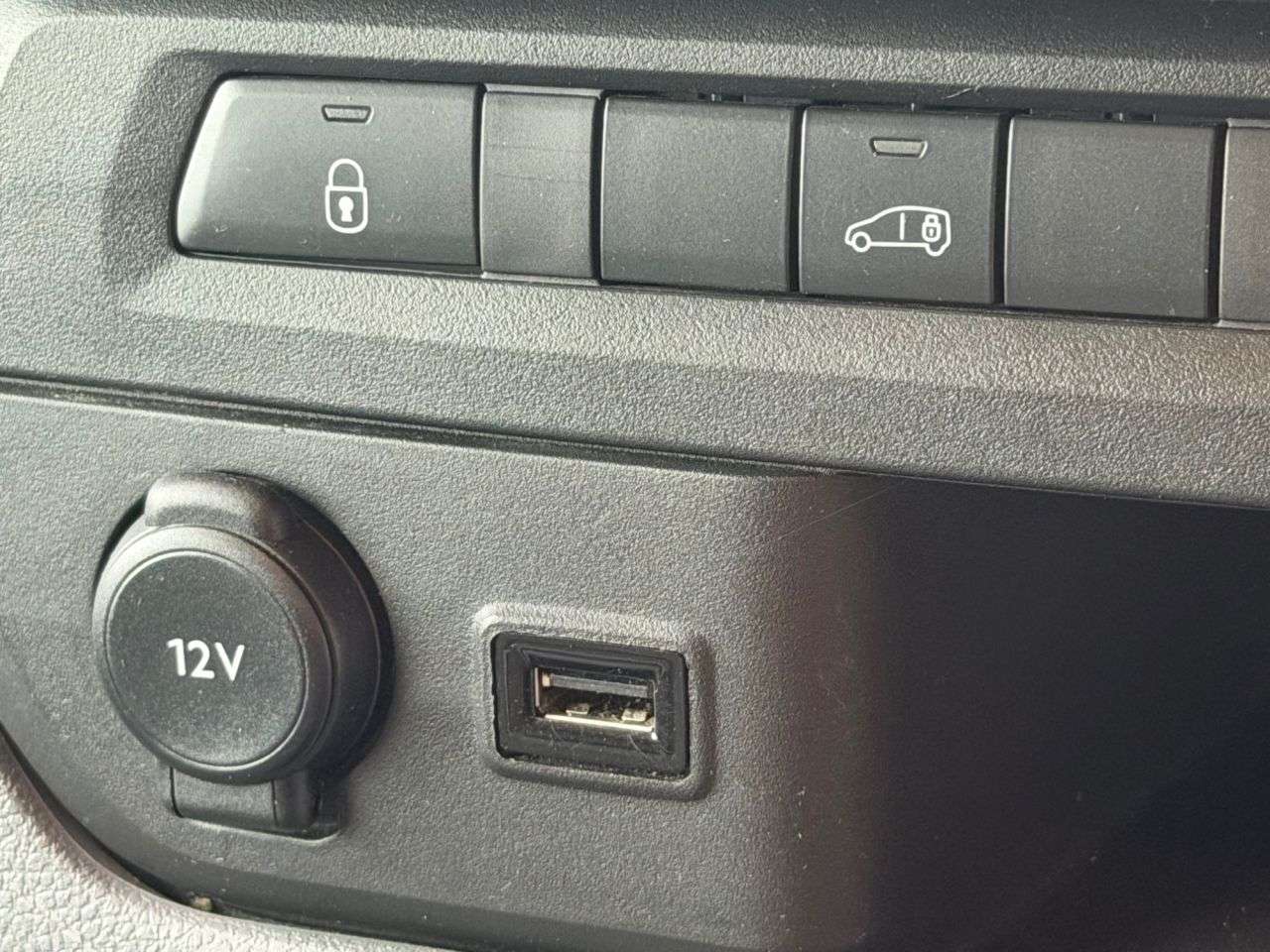 2021 PEUGEOT E-EXPERT 2021 PEUGEOT E-EXPERT