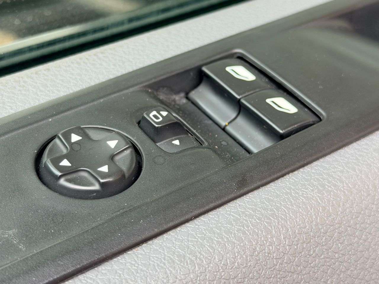 2021 PEUGEOT E-EXPERT 2021 PEUGEOT E-EXPERT