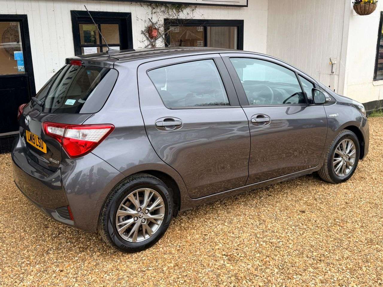 2019 TOYOTA YARIS 2019 TOYOTA YARIS