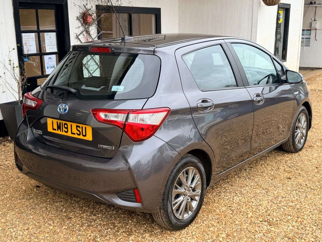 2019 TOYOTA YARIS 2019 TOYOTA YARIS