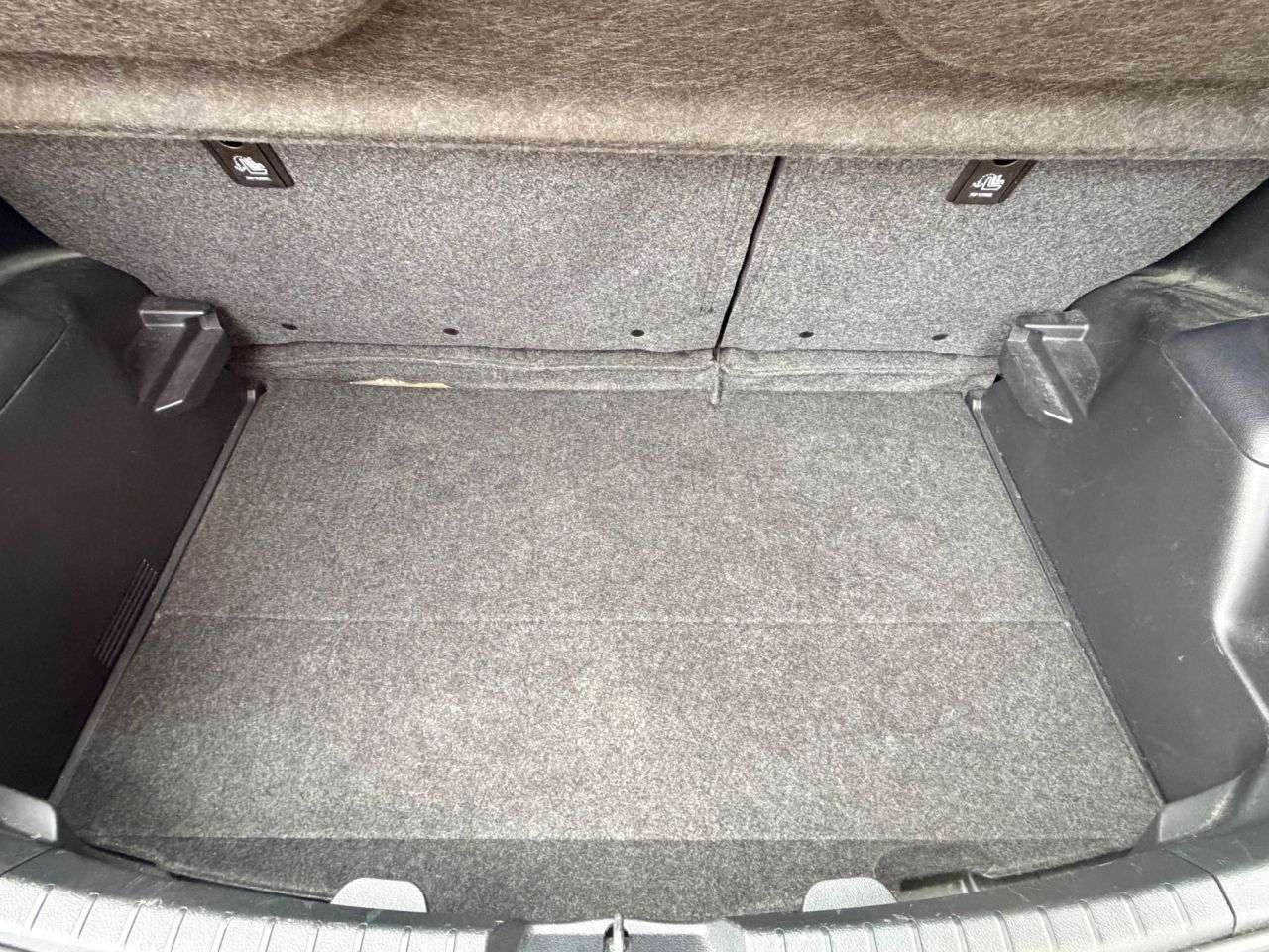 2019 TOYOTA YARIS 2019 TOYOTA YARIS