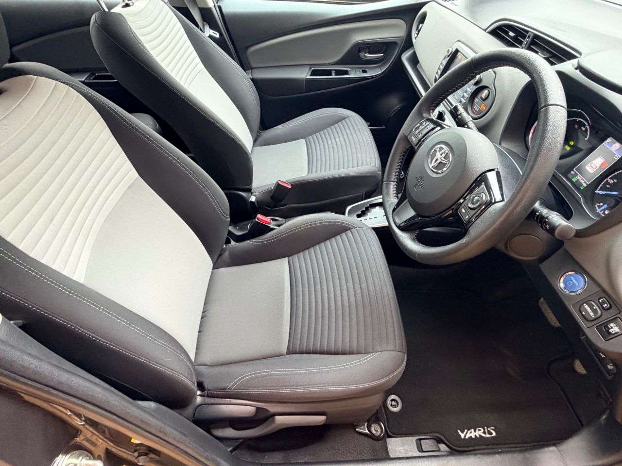 2019 TOYOTA YARIS 2019 TOYOTA YARIS
