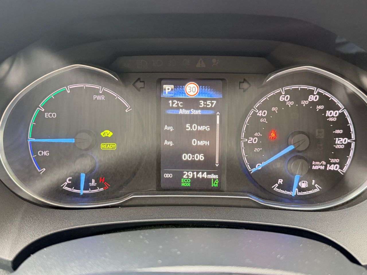 A 2019 TOYOTA YARIS 1.5 VVT-h Icon Hatchback 5dr Petrol Hybrid E-CVT Euro 6 (s/s) (100 ps) A 2019 TOYOTA YARIS 1.5 VVT-h Icon Hatchback 5dr Petrol Hybrid E-CVT Euro 6 (s/s) (100 ps)