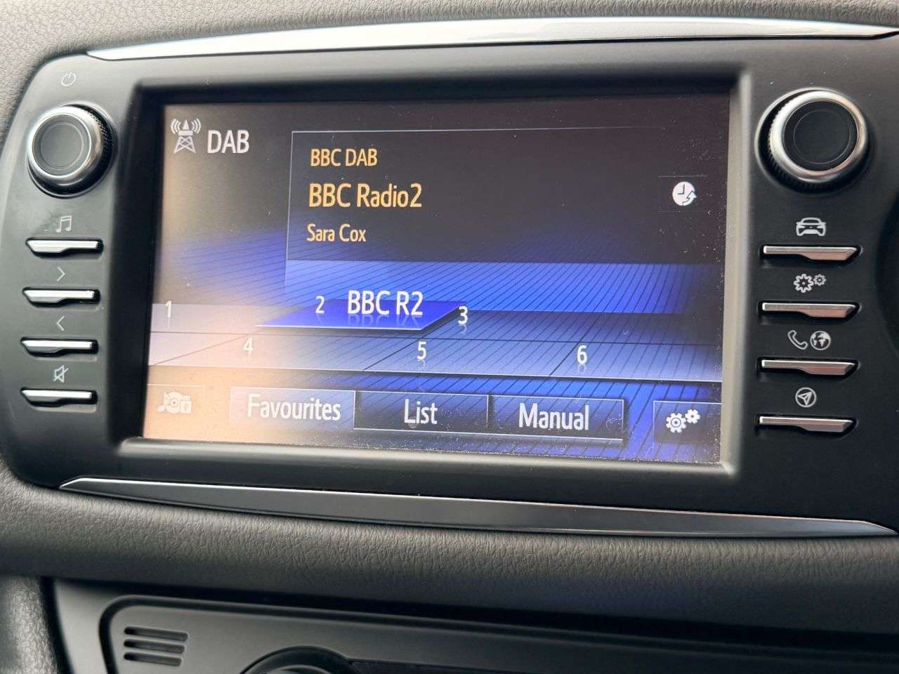 2019 TOYOTA YARIS 2019 TOYOTA YARIS