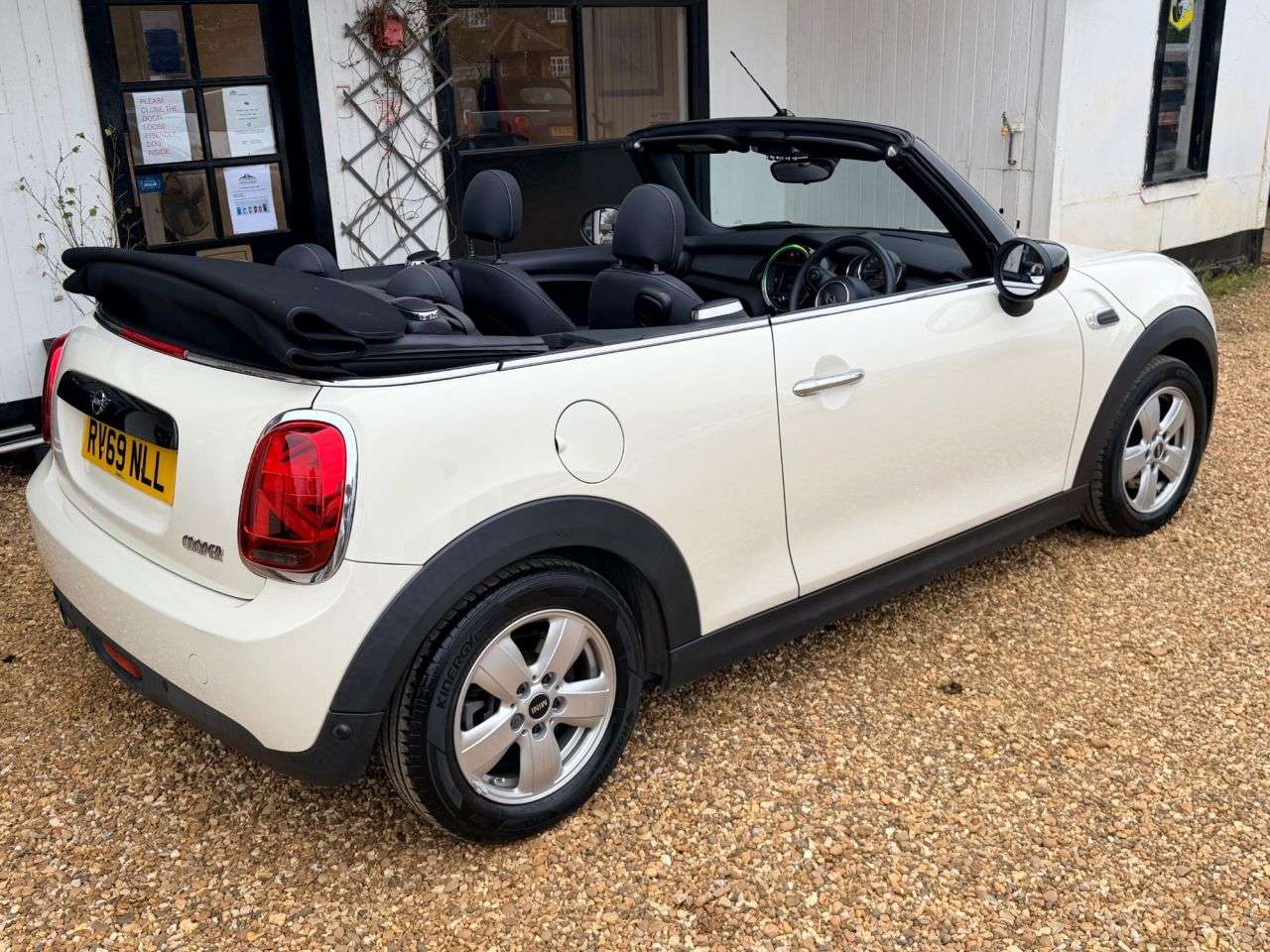 2019 MINI CONVERTIBLE 2019 MINI CONVERTIBLE