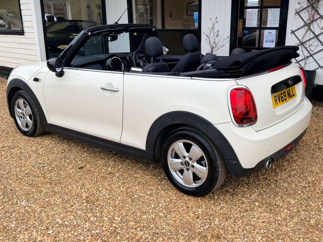 2019 MINI CONVERTIBLE 2019 MINI CONVERTIBLE
