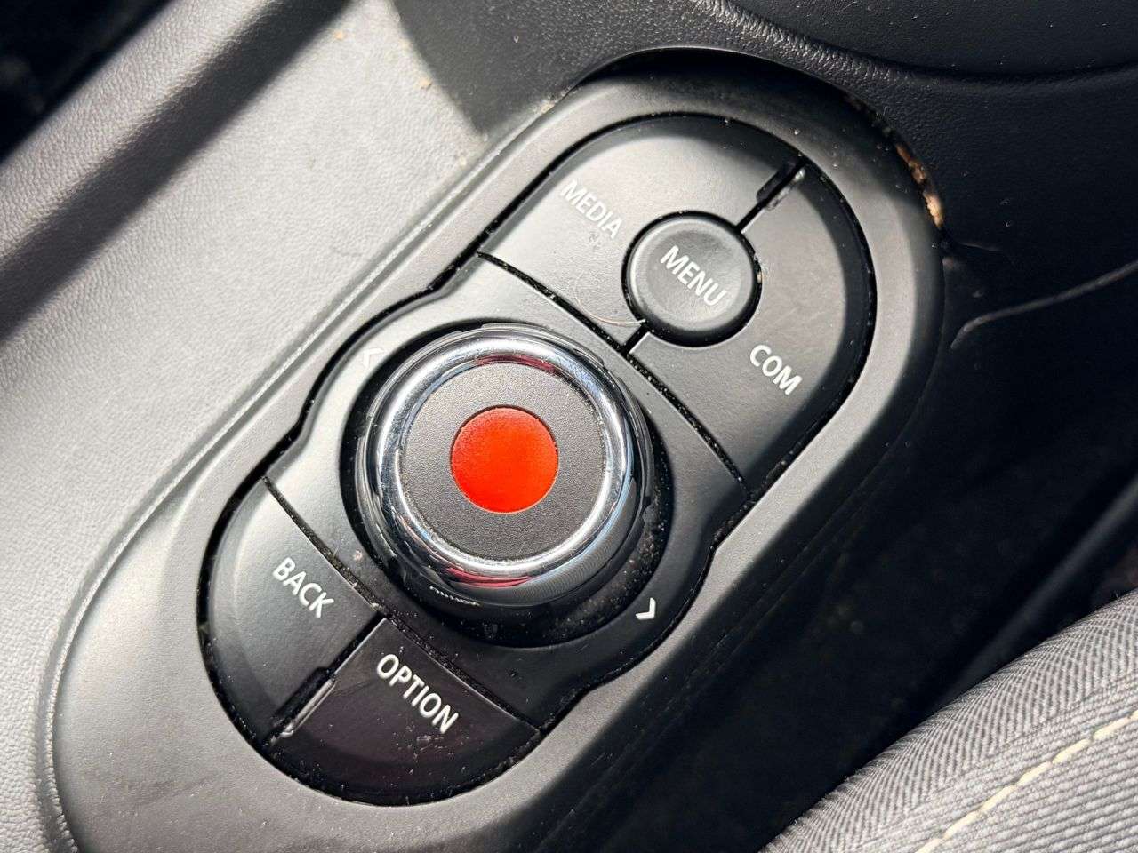 2019 MINI CONVERTIBLE 2019 MINI CONVERTIBLE