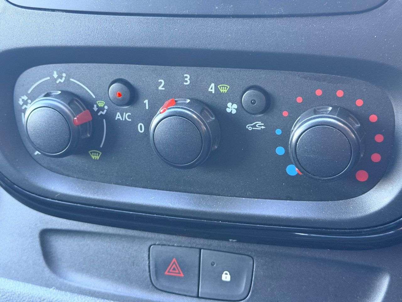 2019 VAUXHALL VIVARO 2019 VAUXHALL VIVARO