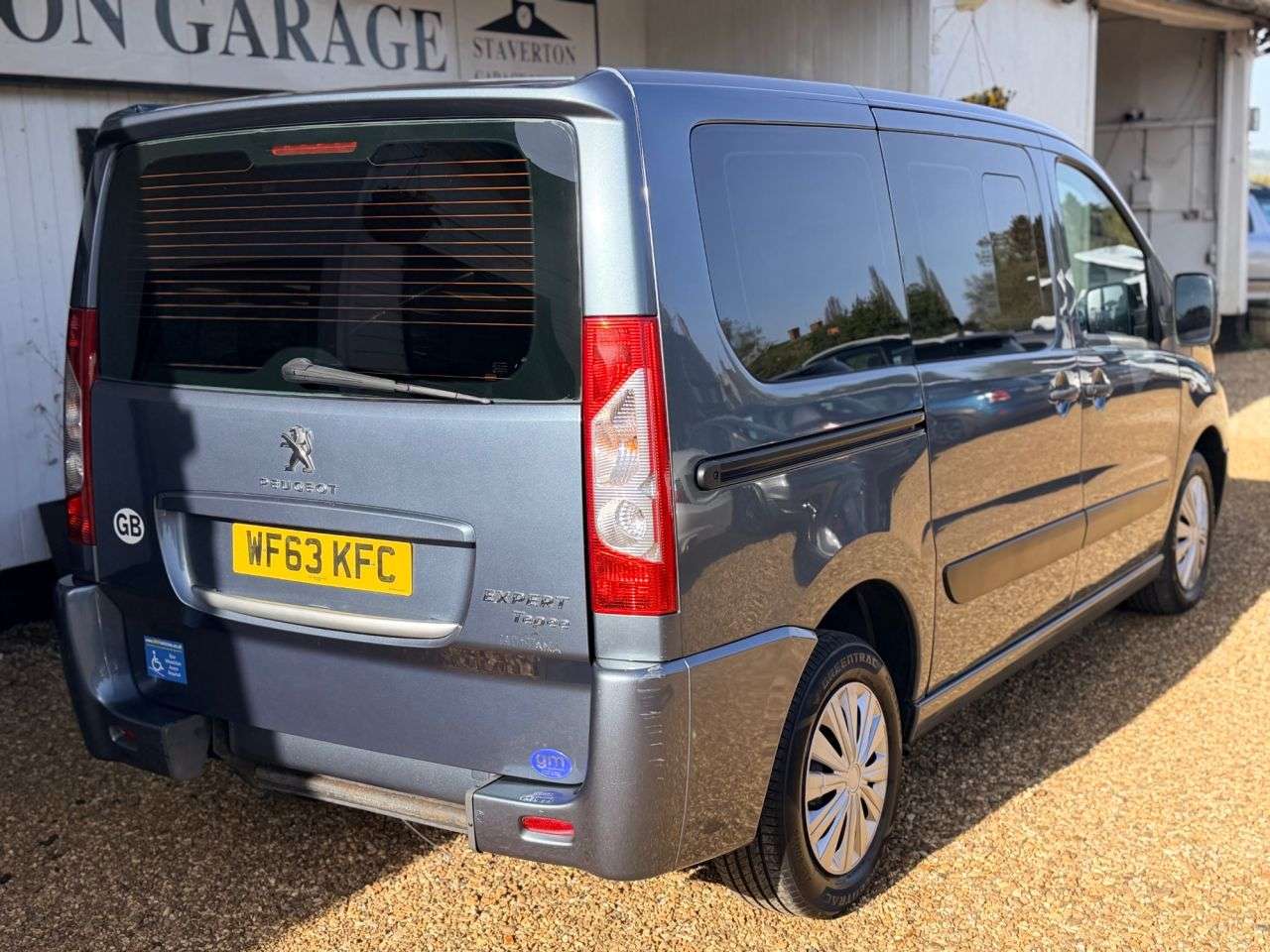 2013 PEUGEOT EXPERT TEPEE 2013 PEUGEOT EXPERT TEPEE