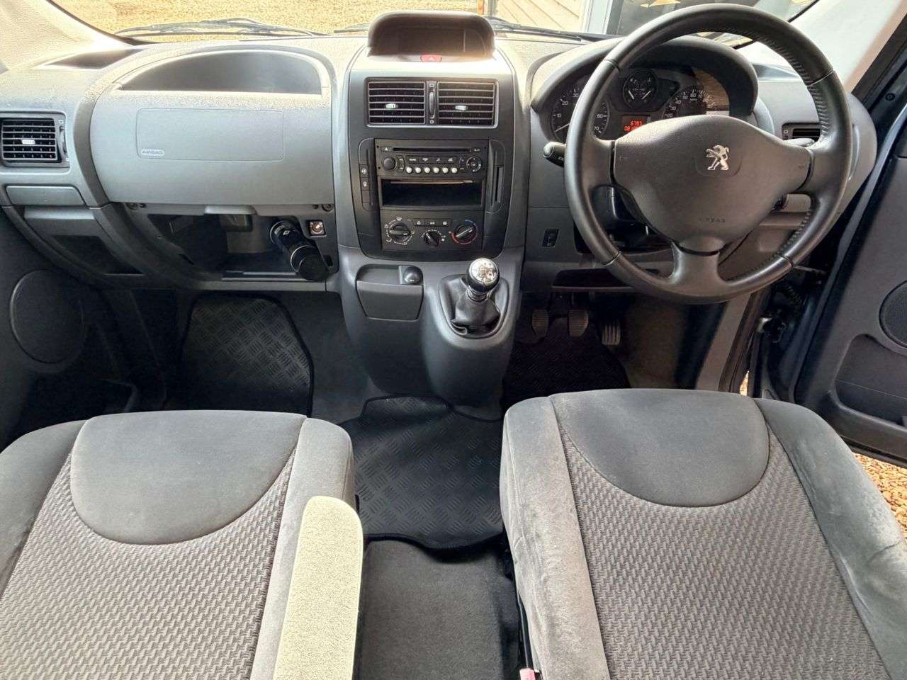 2013 PEUGEOT EXPERT TEPEE 2013 PEUGEOT EXPERT TEPEE