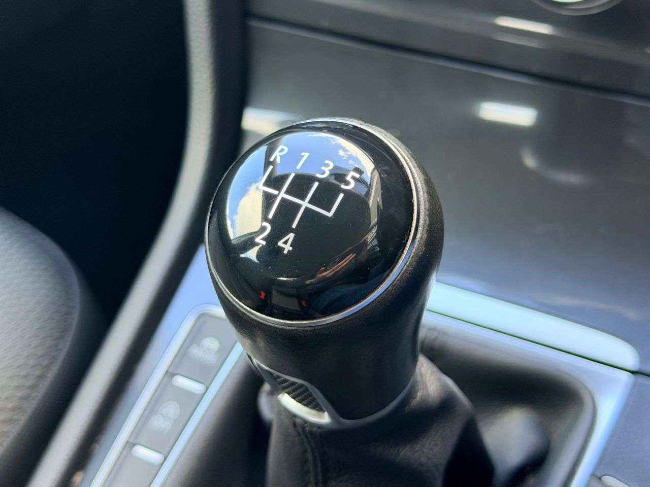 2017 VOLKSWAGEN GOLF 2017 VOLKSWAGEN GOLF