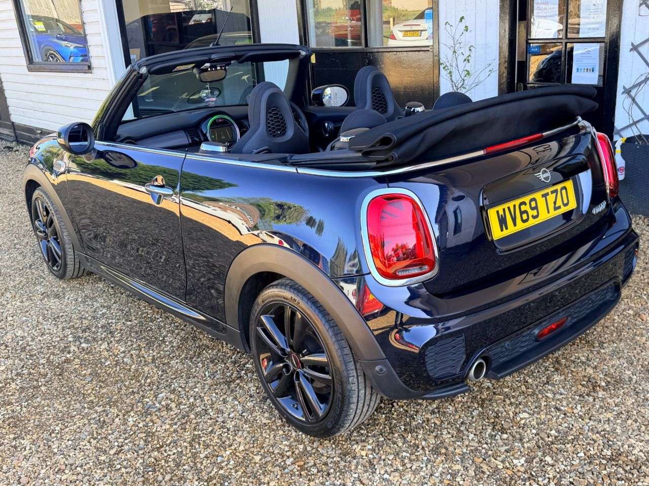 2019 MINI CONVERTIBLE 2019 MINI CONVERTIBLE