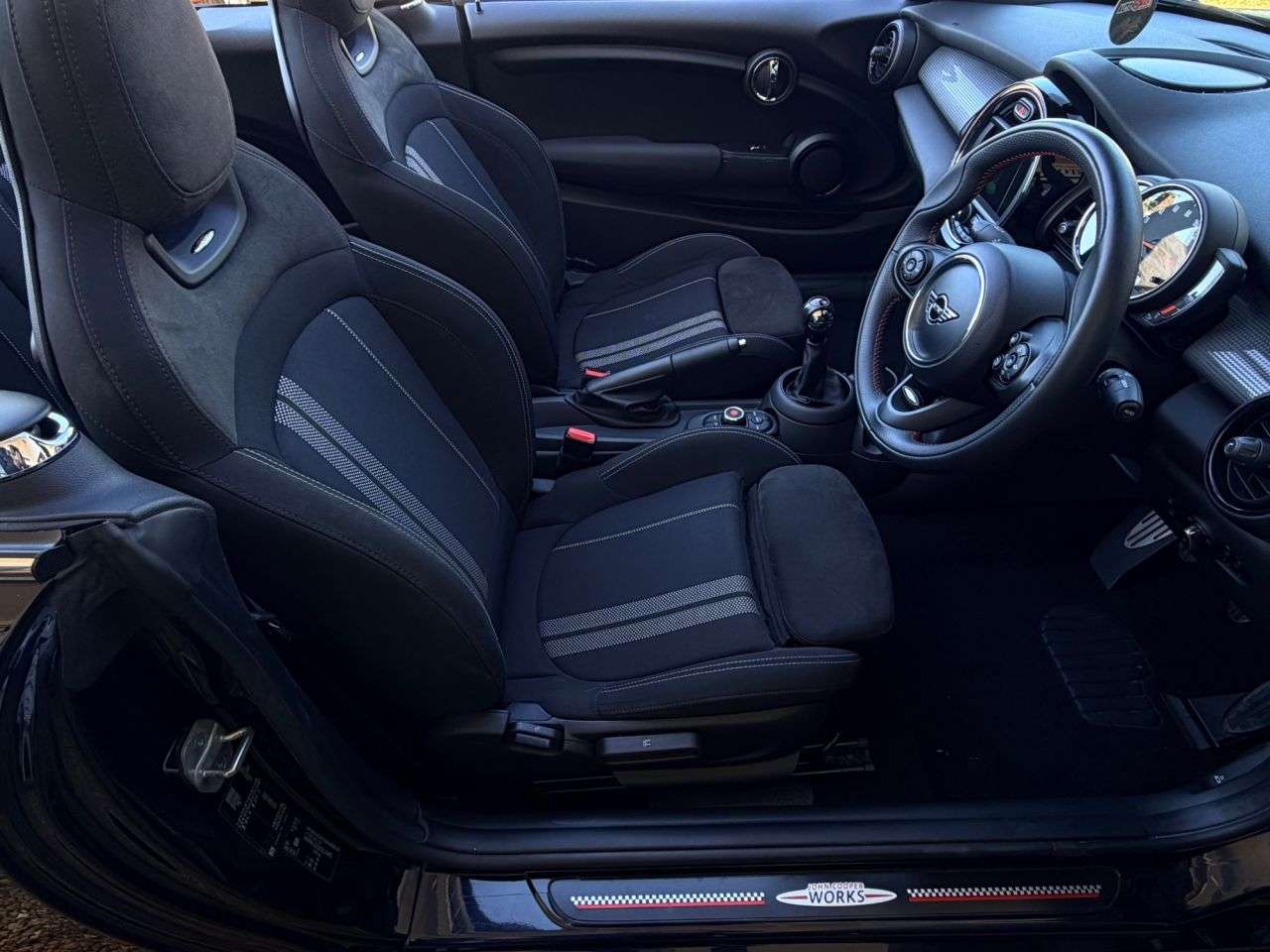 2019 MINI CONVERTIBLE 2019 MINI CONVERTIBLE