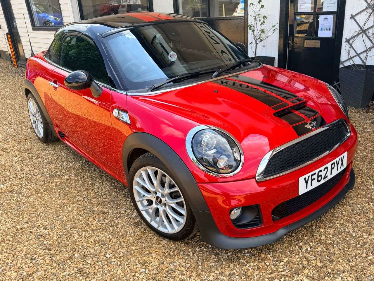 A 2013 MINI COUPE 2.0 Cooper SD Coupe 2dr Diesel Manual Euro 5 (s/s) (143 ps) A 2013 MINI COUPE 2.0 Cooper SD Coupe 2dr Diesel Manual Euro 5 (s/s) (143 ps)