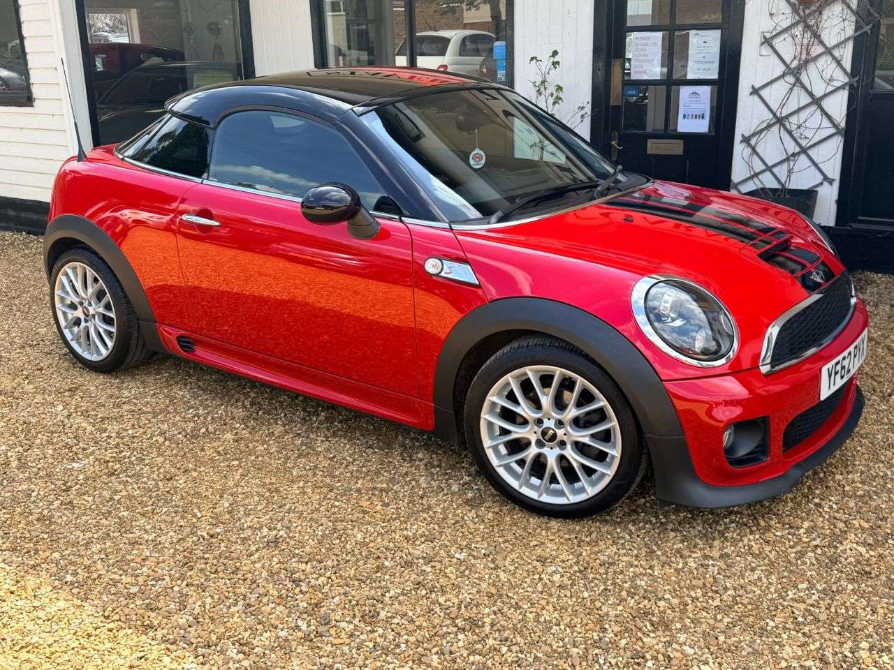 A 2013 MINI COUPE 2.0 Cooper SD Coupe 2dr Diesel Manual Euro 5 (s/s) (143 ps) A 2013 MINI COUPE 2.0 Cooper SD Coupe 2dr Diesel Manual Euro 5 (s/s) (143 ps)