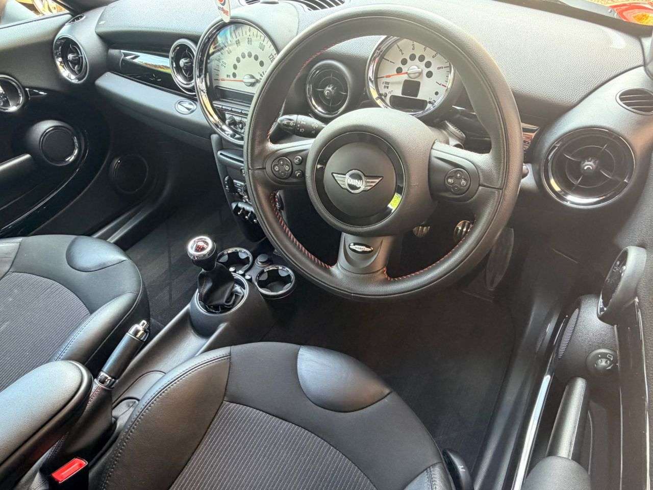 2013 MINI COUPE 2013 MINI COUPE