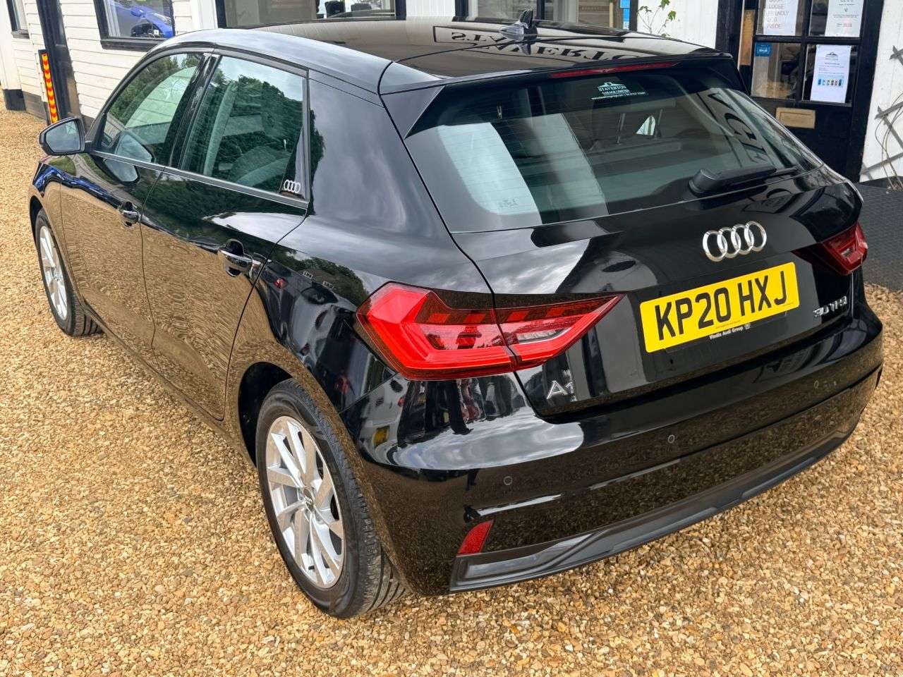 2020 AUDI A1 2020 AUDI A1