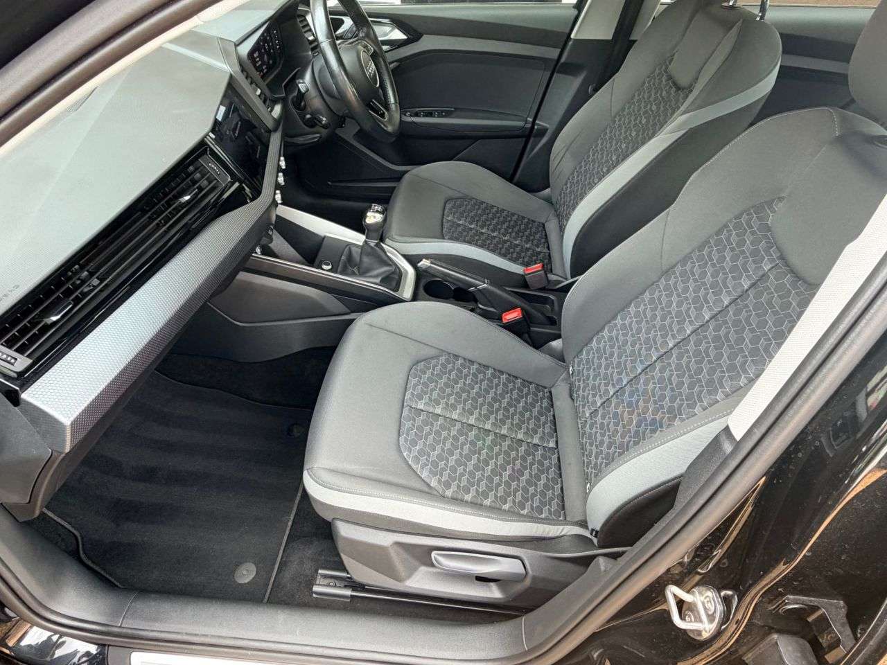 2020 AUDI A1 2020 AUDI A1