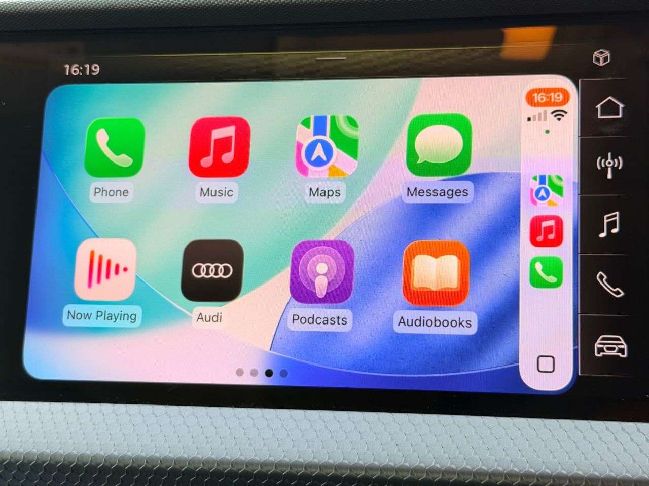 2020 AUDI A1 2020 AUDI A1