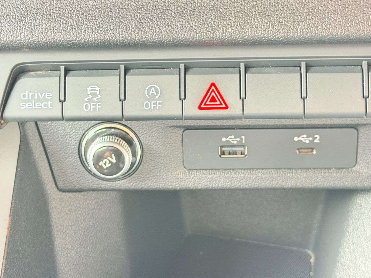 2020 AUDI A1 2020 AUDI A1
