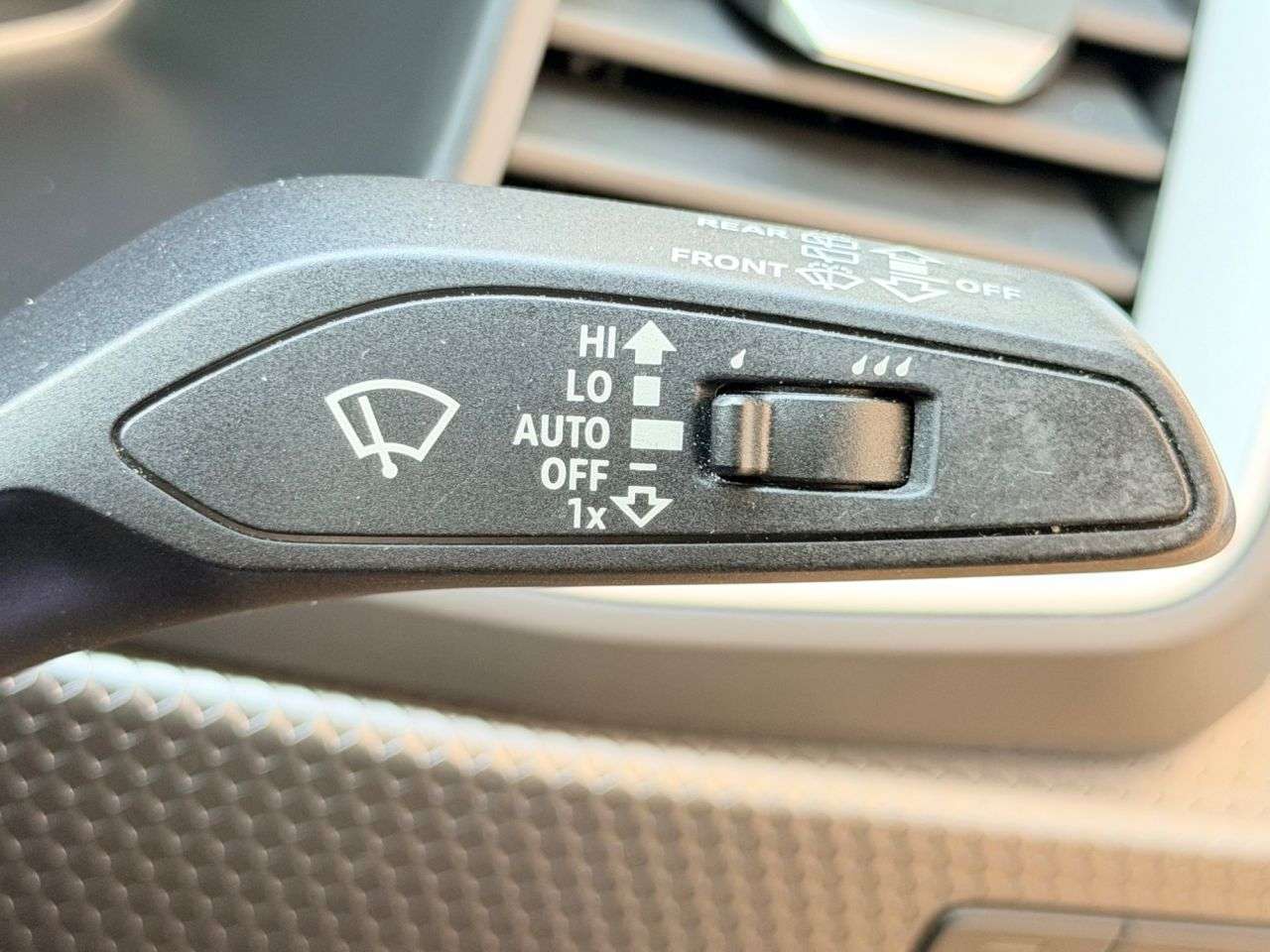 2020 AUDI A1 2020 AUDI A1