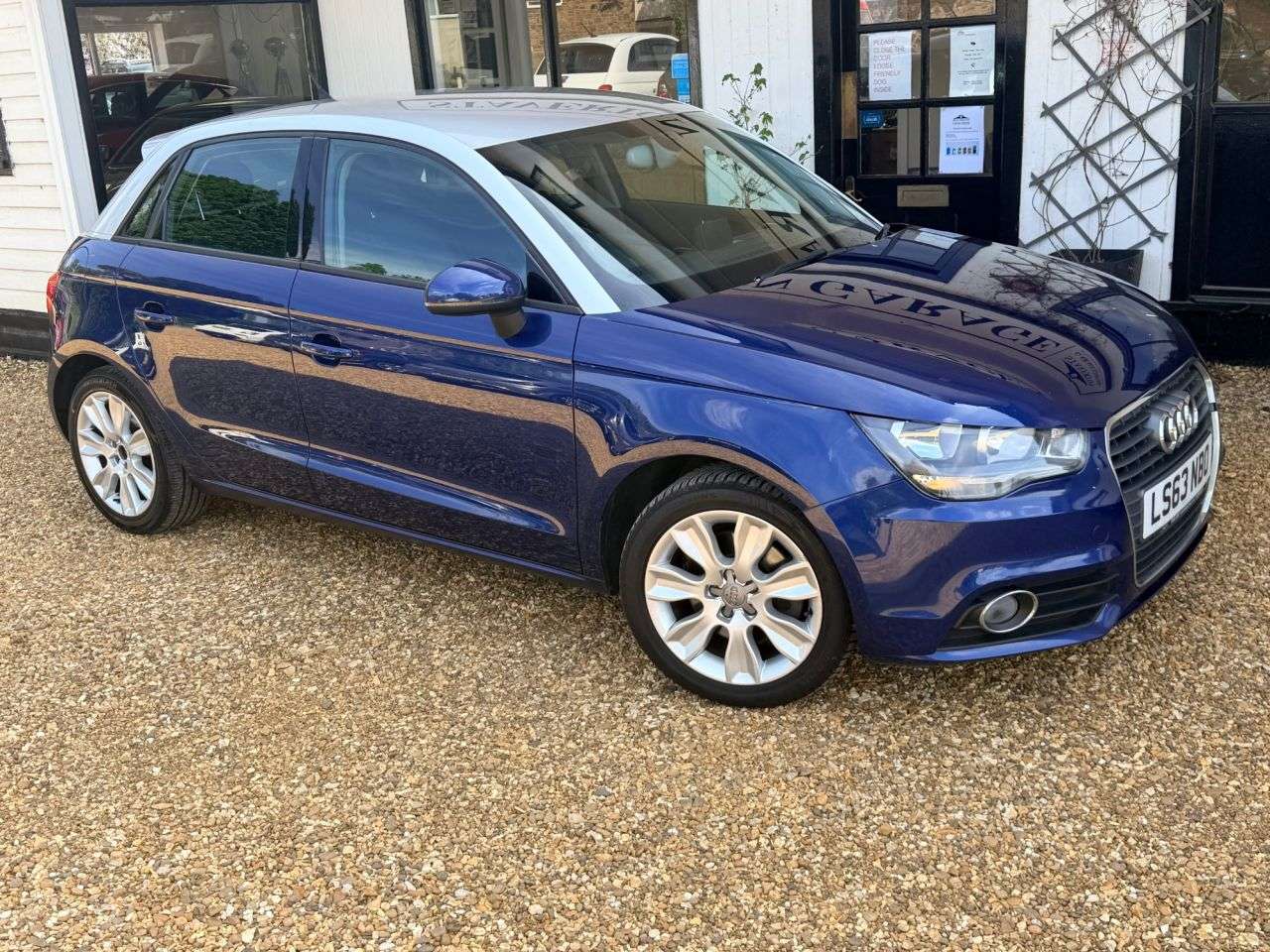 A 2013 AUDI A1 1.4 TFSI Sport Sportback 5dr Petrol Manual Euro 5 (s/s) (122 ps) A 2013 AUDI A1 1.4 TFSI Sport Sportback 5dr Petrol Manual Euro 5 (s/s) (122 ps)