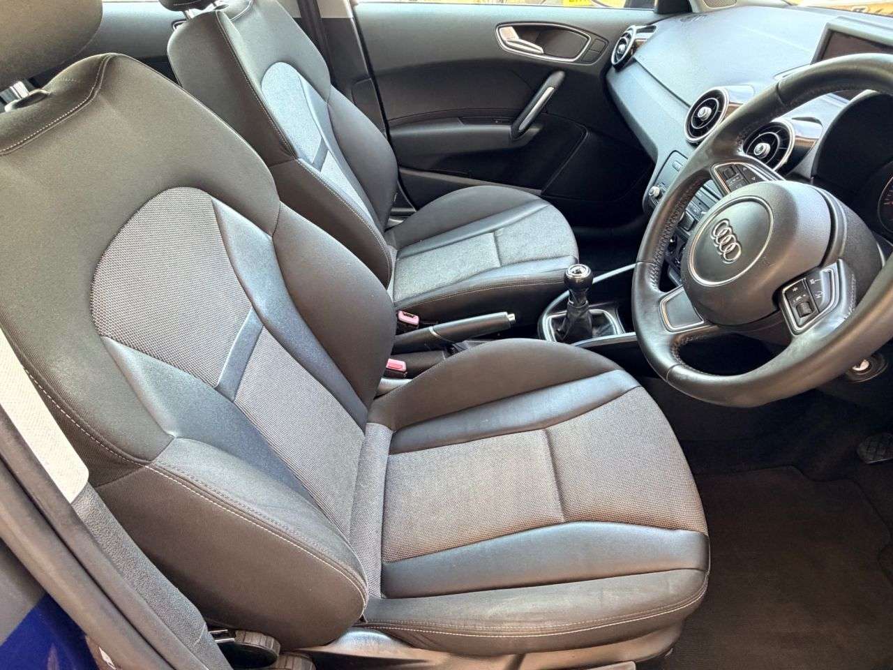 2013 AUDI A1 2013 AUDI A1