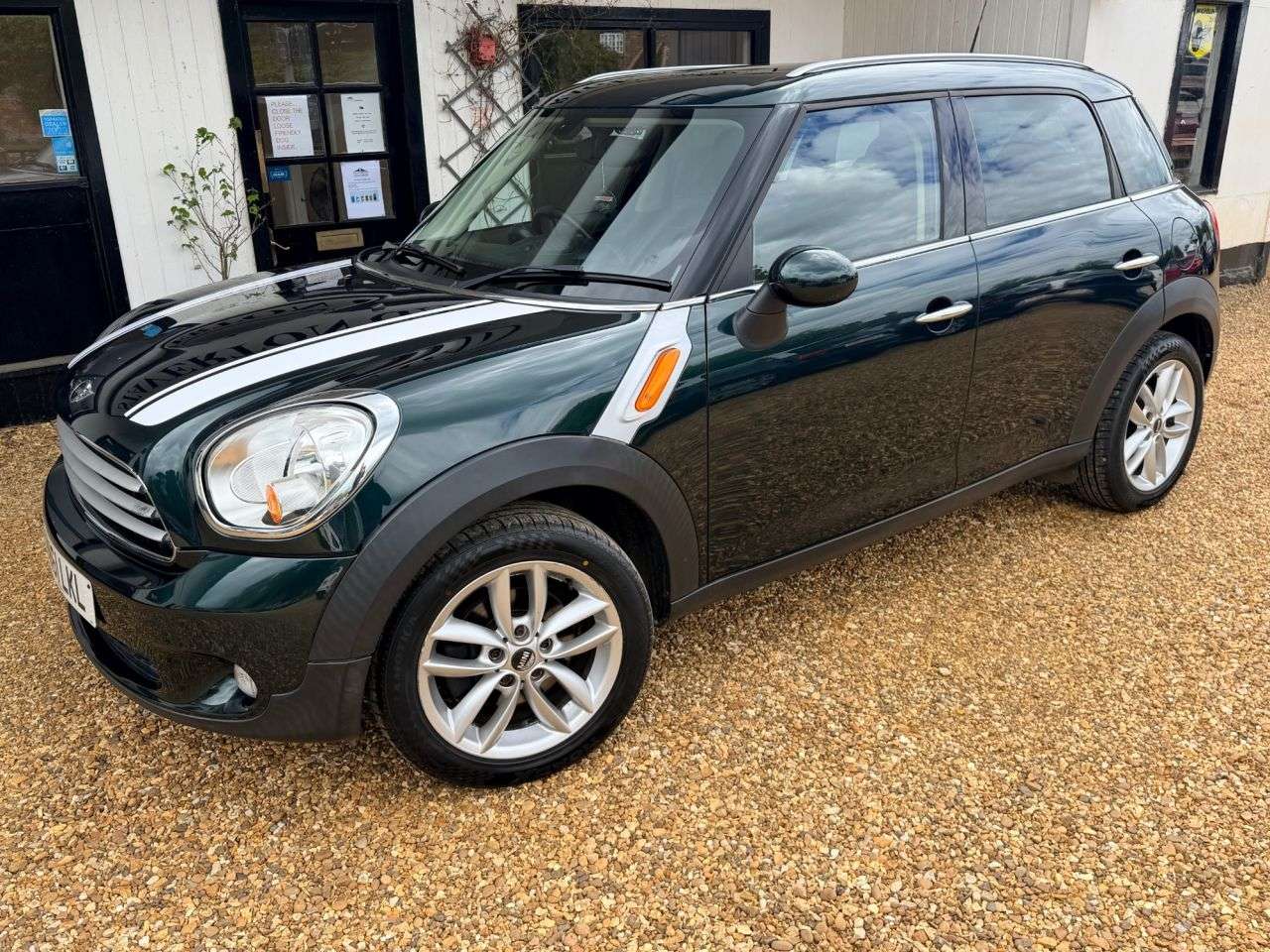 2011 MINI COUNTRYMAN 2011 MINI COUNTRYMAN