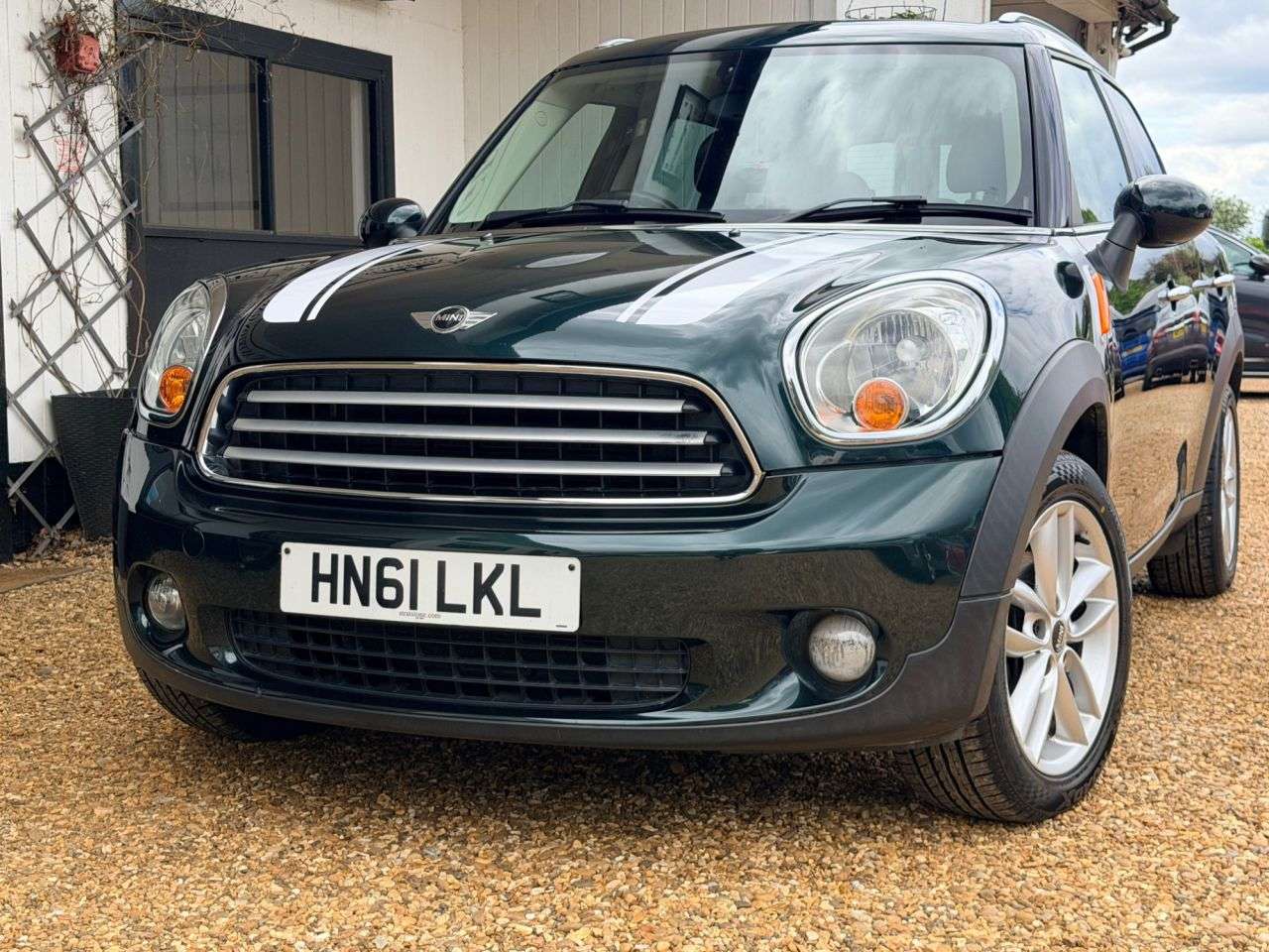 2011 MINI COUNTRYMAN 2011 MINI COUNTRYMAN