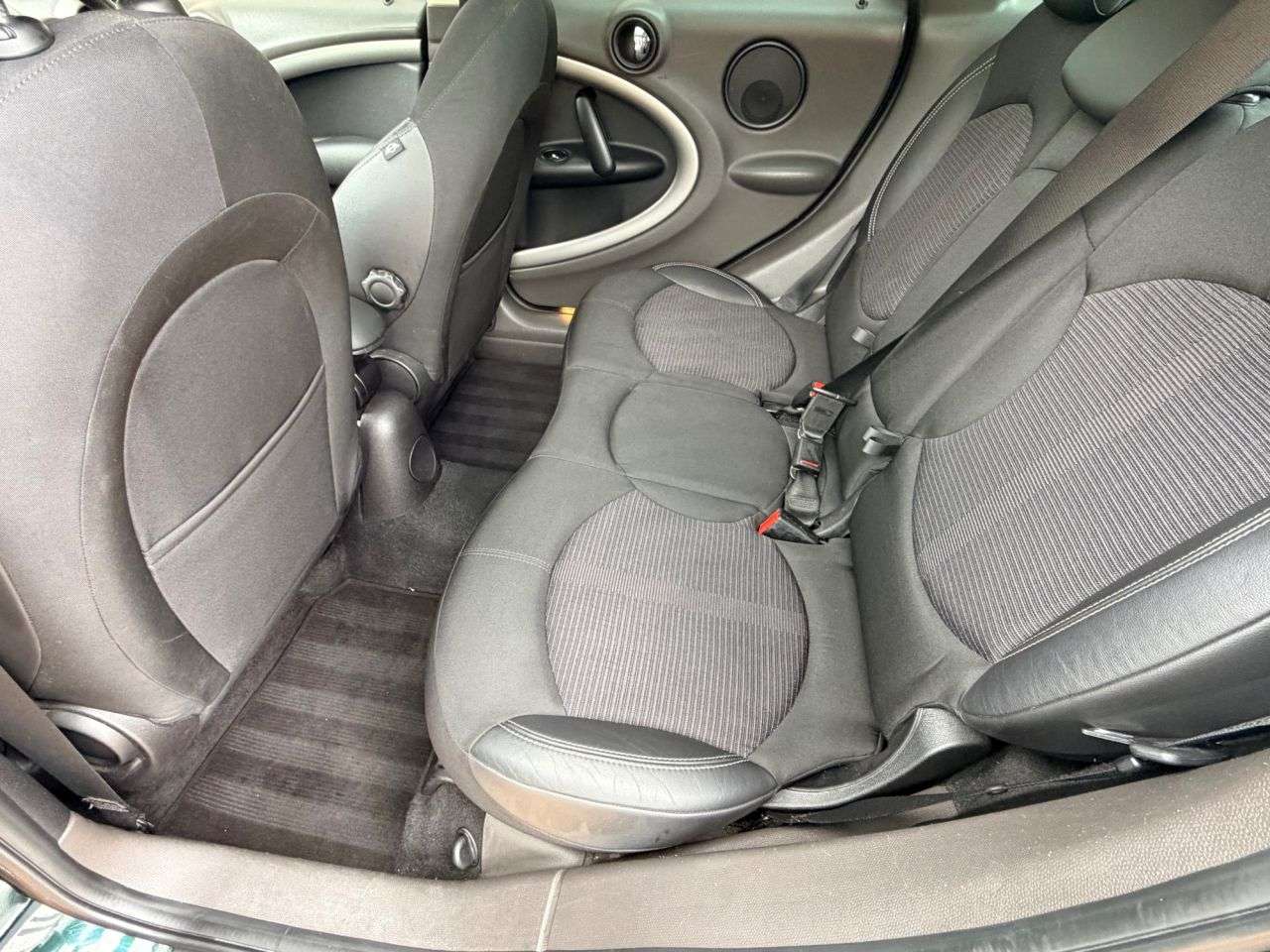 2011 MINI COUNTRYMAN 2011 MINI COUNTRYMAN