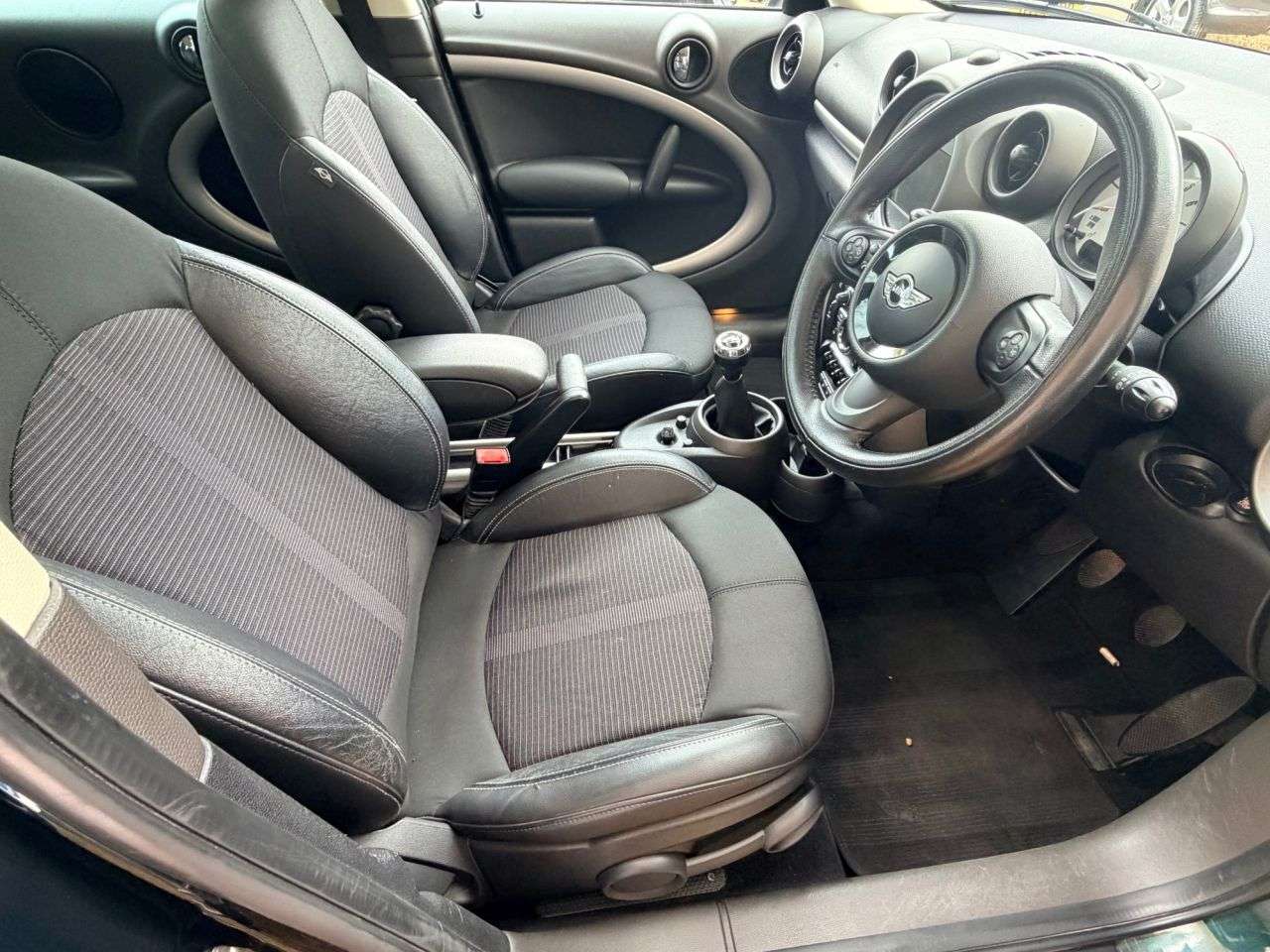 2011 MINI COUNTRYMAN 2011 MINI COUNTRYMAN