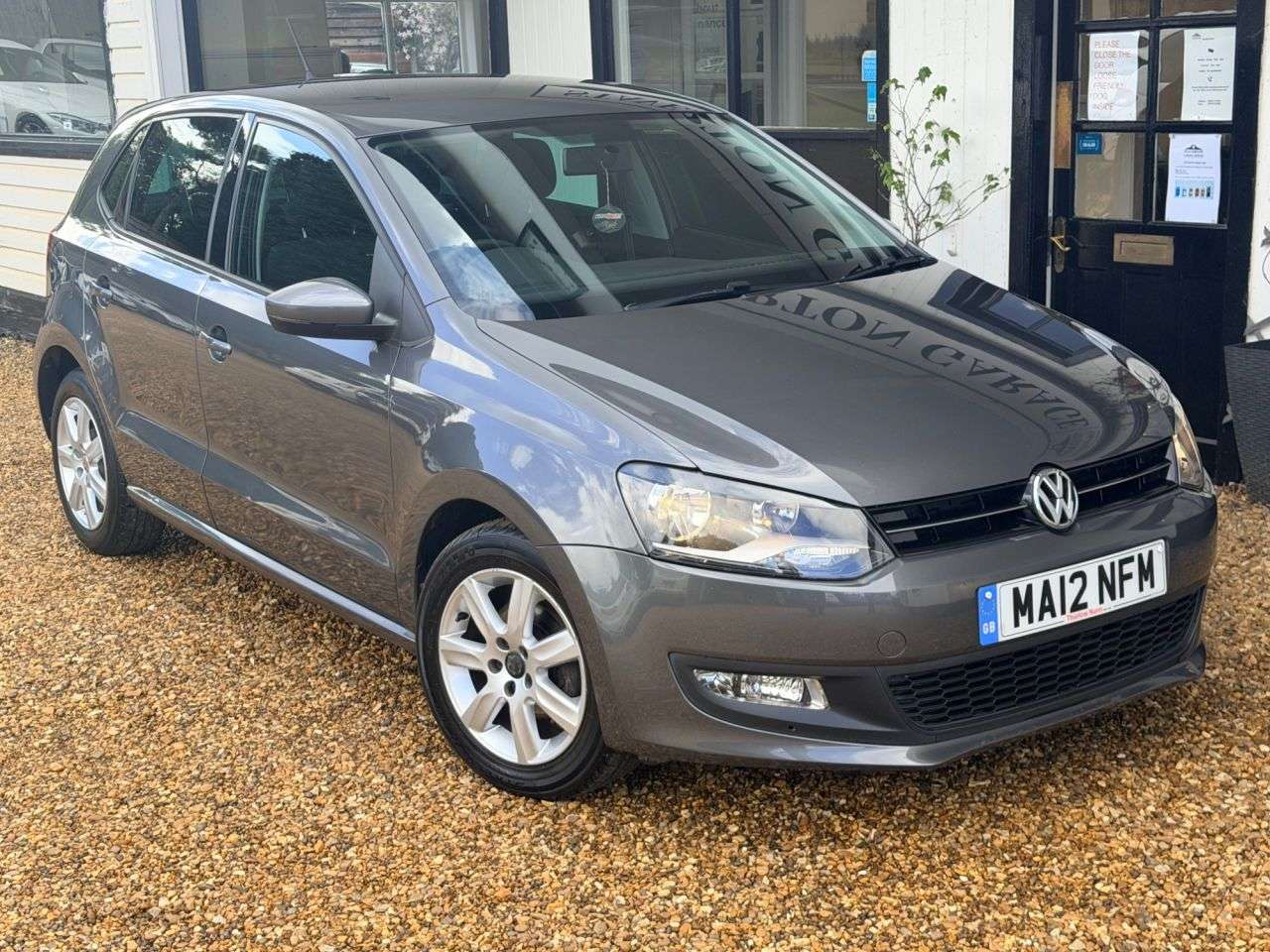 A 2012 VOLKSWAGEN POLO 1.4 Match Hatchback 5dr Petrol DSG Euro 5 (85 ps) A 2012 VOLKSWAGEN POLO 1.4 Match Hatchback 5dr Petrol DSG Euro 5 (85 ps)