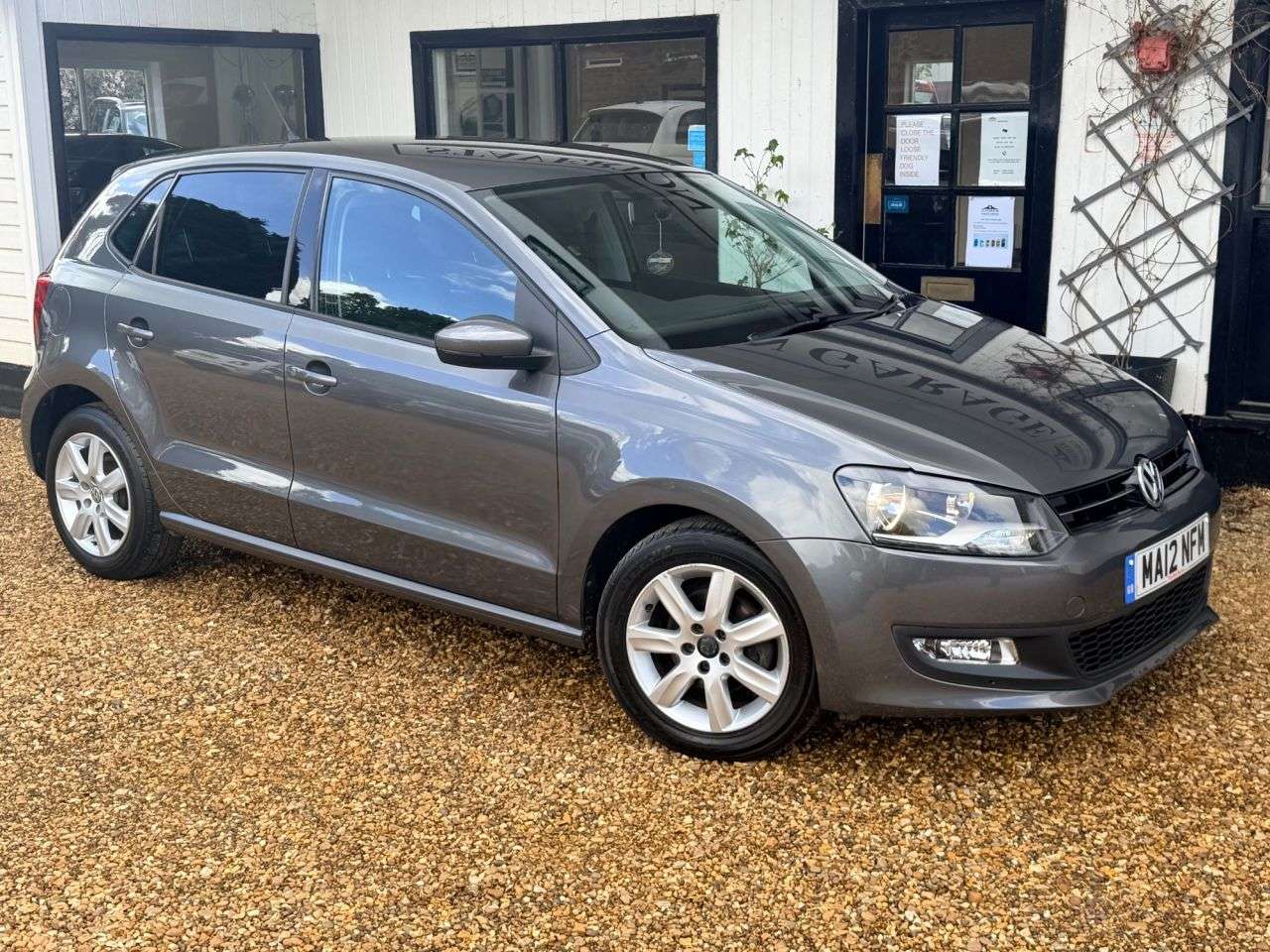 A 2012 VOLKSWAGEN POLO 1.4 Match Hatchback 5dr Petrol DSG Euro 5 (85 ps) A 2012 VOLKSWAGEN POLO 1.4 Match Hatchback 5dr Petrol DSG Euro 5 (85 ps)
