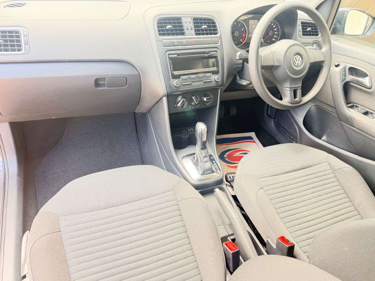 A 2012 VOLKSWAGEN POLO 1.4 Match Hatchback 5dr Petrol DSG Euro 5 (85 ps) A 2012 VOLKSWAGEN POLO 1.4 Match Hatchback 5dr Petrol DSG Euro 5 (85 ps)
