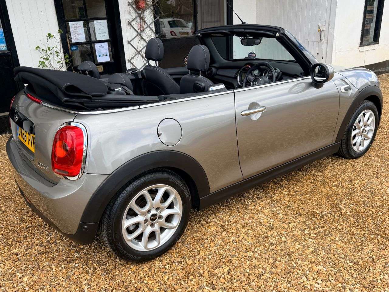 2016 MINI CONVERTIBLE 2016 MINI CONVERTIBLE
