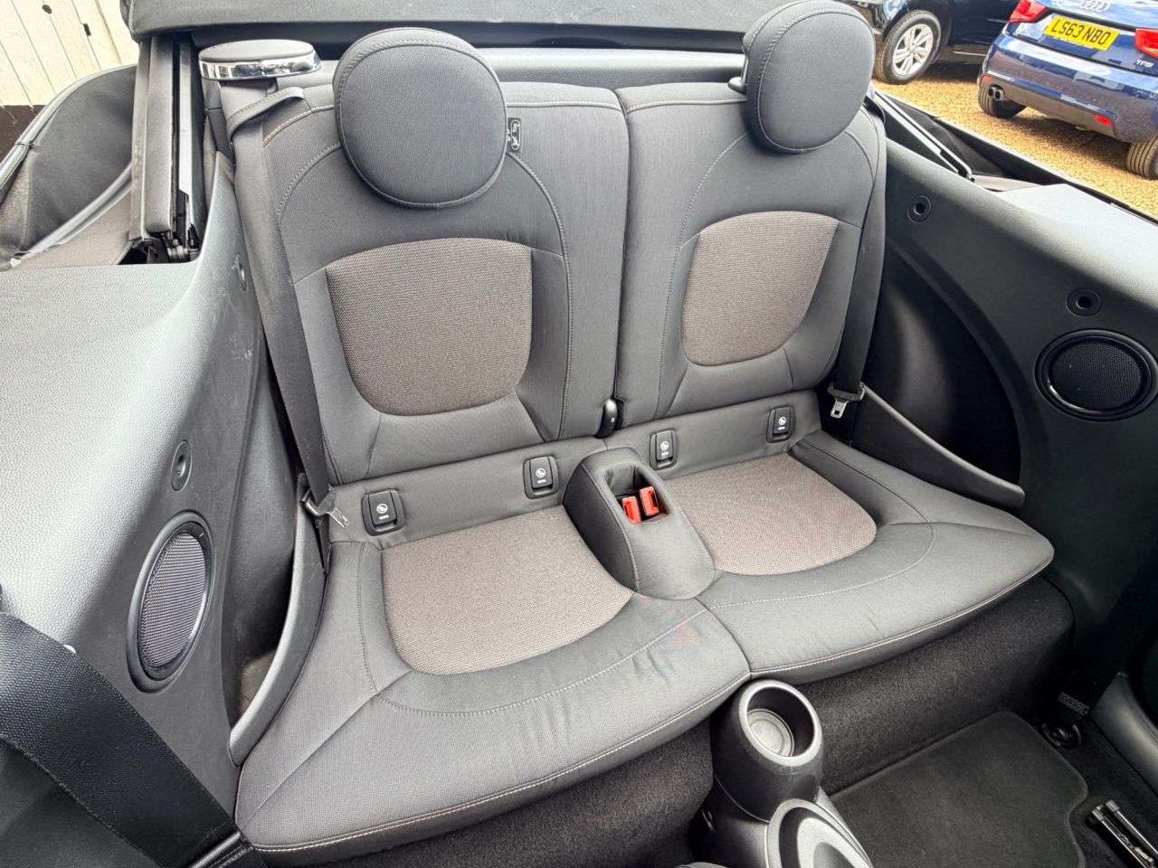 2016 MINI CONVERTIBLE 2016 MINI CONVERTIBLE