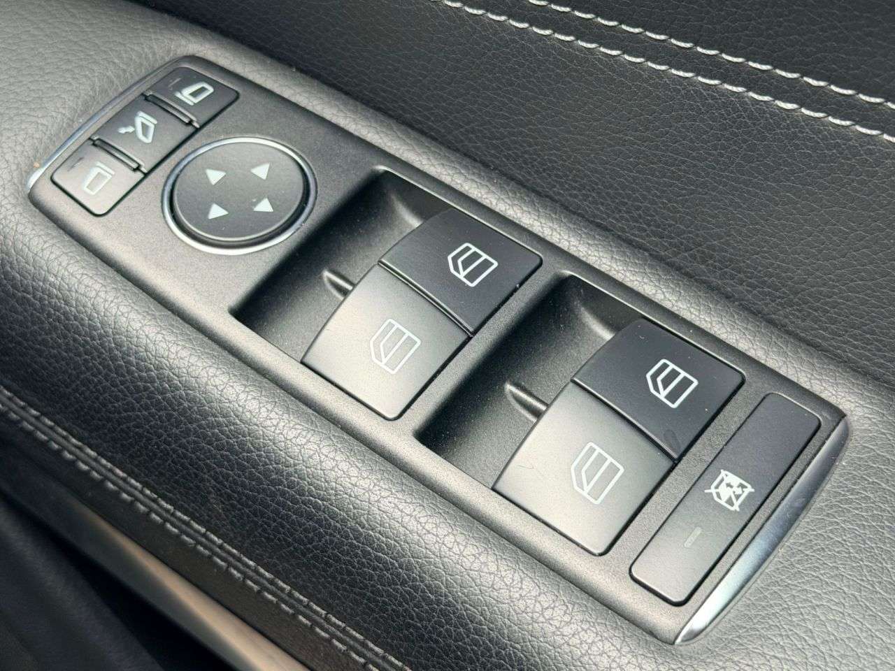 2013 MERCEDES-BENZ E-CLASS 2013 MERCEDES-BENZ E-CLASS
