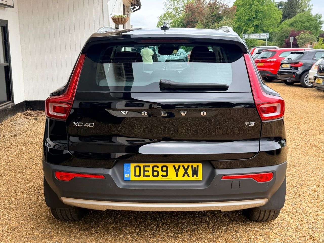 2020 VOLVO XC40 2020 VOLVO XC40