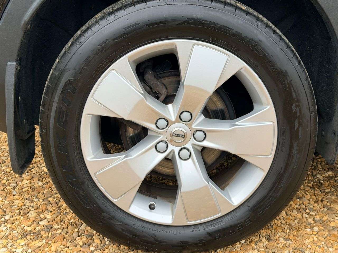 2020 VOLVO XC40 2020 VOLVO XC40