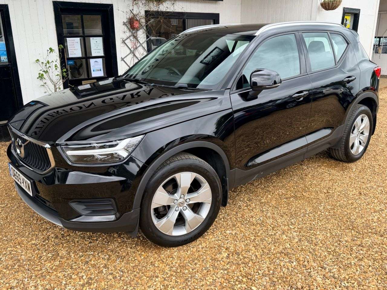 2020 VOLVO XC40 2020 VOLVO XC40