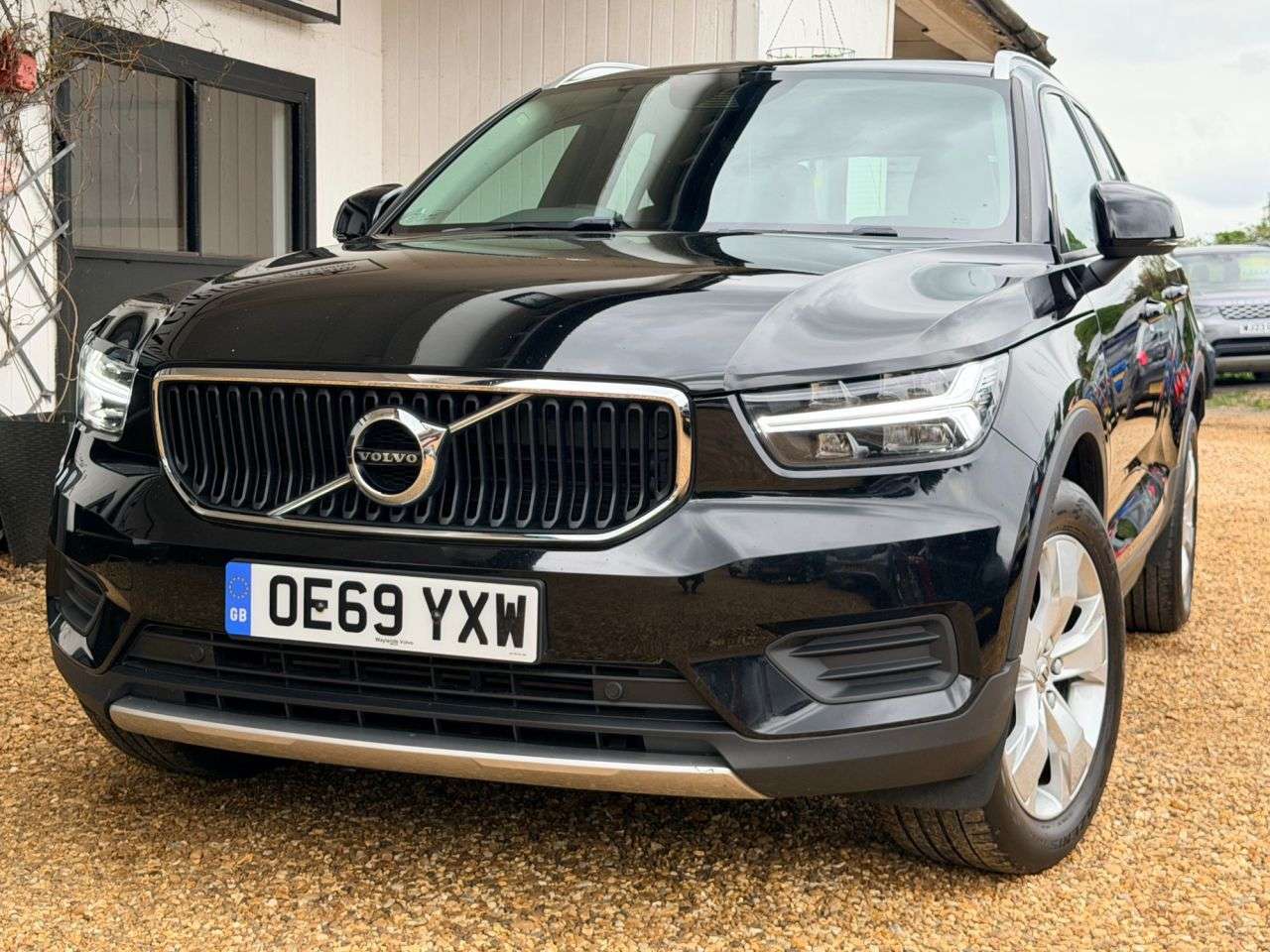 2020 VOLVO XC40 2020 VOLVO XC40
