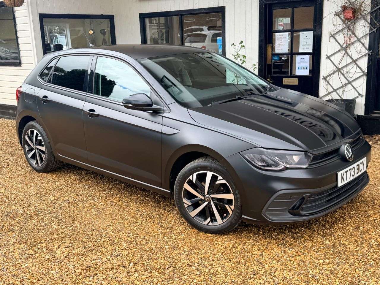 A 2023 VOLKSWAGEN POLO 1.0 TSI Life Hatchback 5dr Petrol DSG Euro 6 (s/s) (95 ps) A 2023 VOLKSWAGEN POLO 1.0 TSI Life Hatchback 5dr Petrol DSG Euro 6 (s/s) (95 ps)